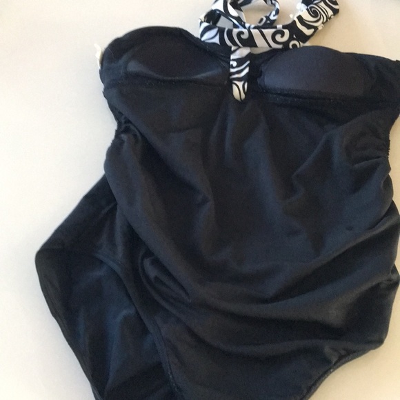 Liz Lange maternity’s one piece swimsuit size S - Picture 4 of 7